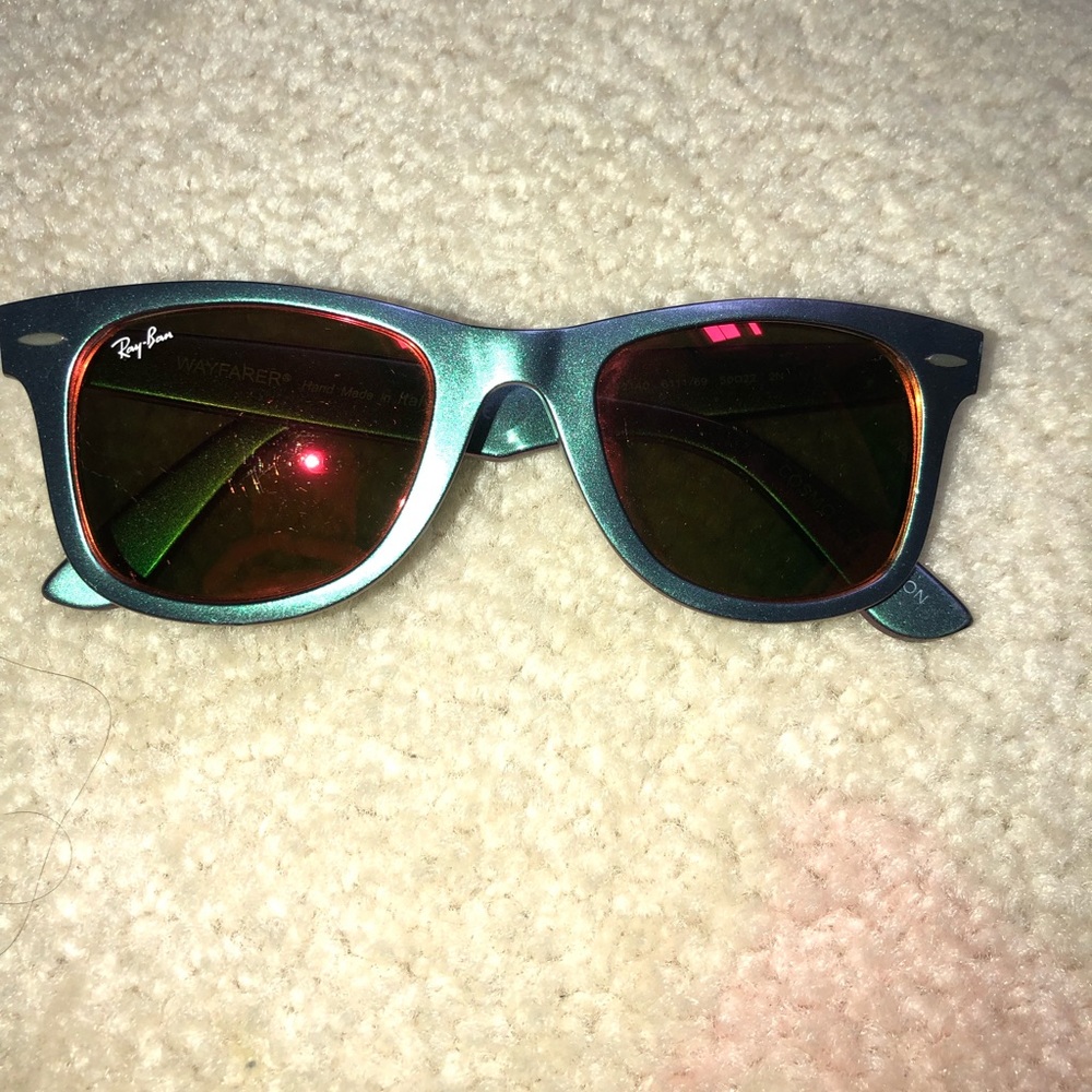RAYBAN wayfarer sunglasses